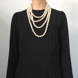 Petite robe noire　コットンパールネックレス